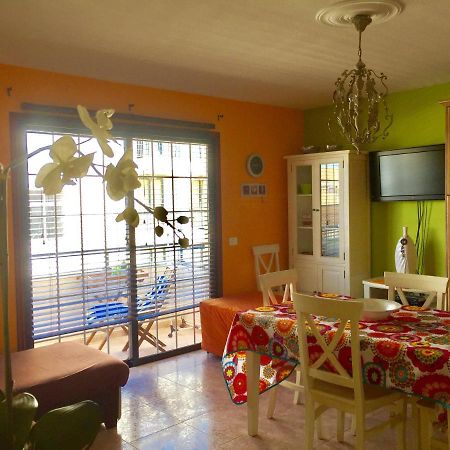 Rombos Residencial Apartment Puerto De Naos Luaran gambar