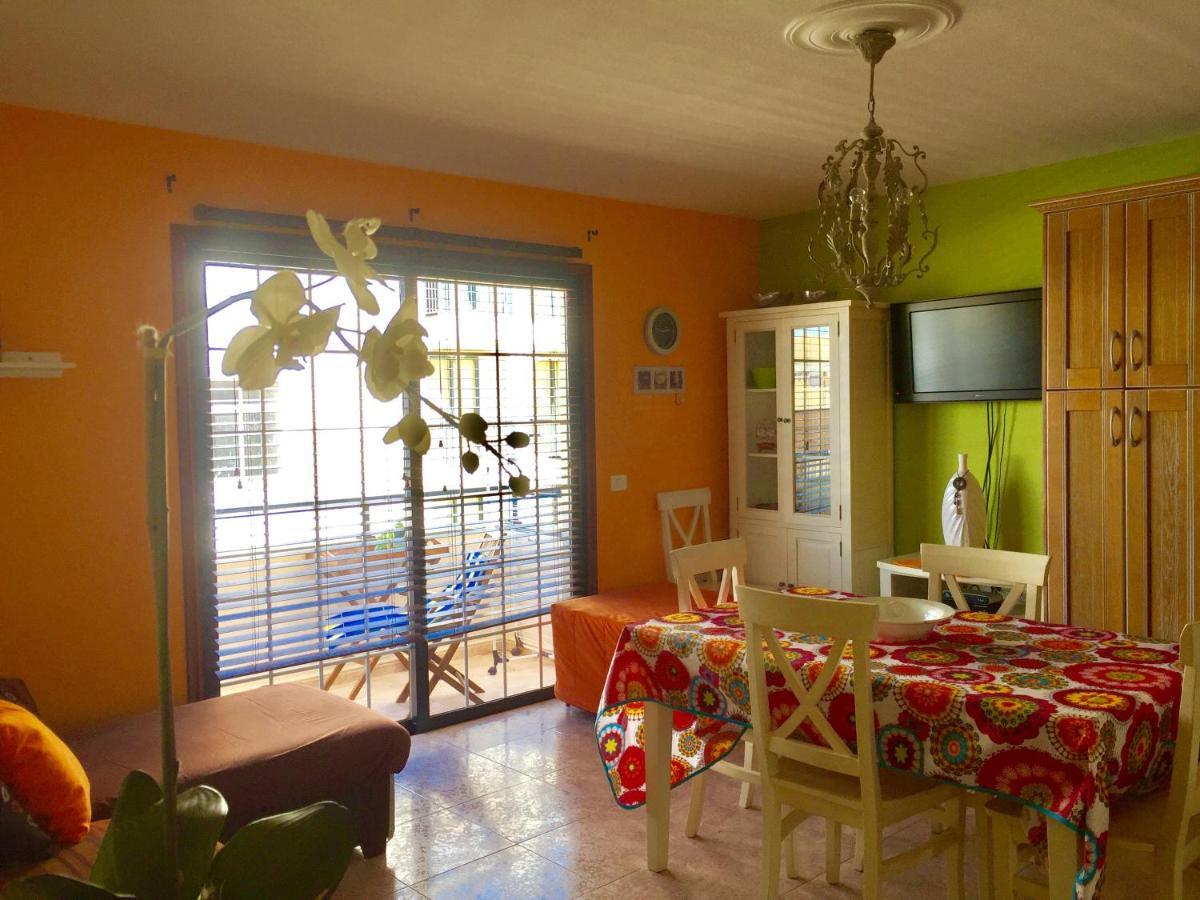 Rombos Residencial Apartment Puerto De Naos Luaran gambar