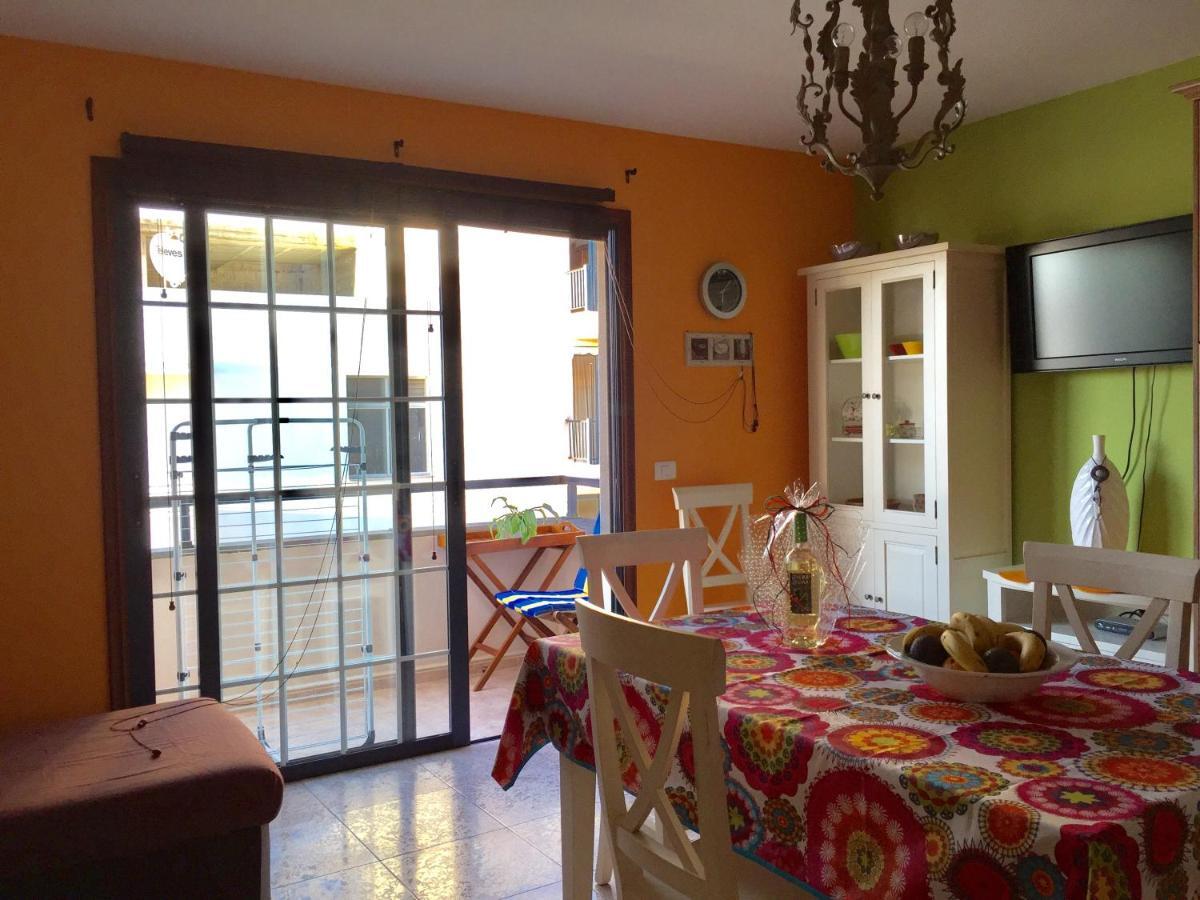 Rombos Residencial Apartment Puerto De Naos Luaran gambar